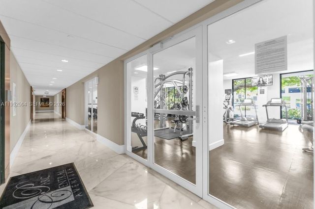 3300 NE 192nd St 1414, Aventura, FL 33180