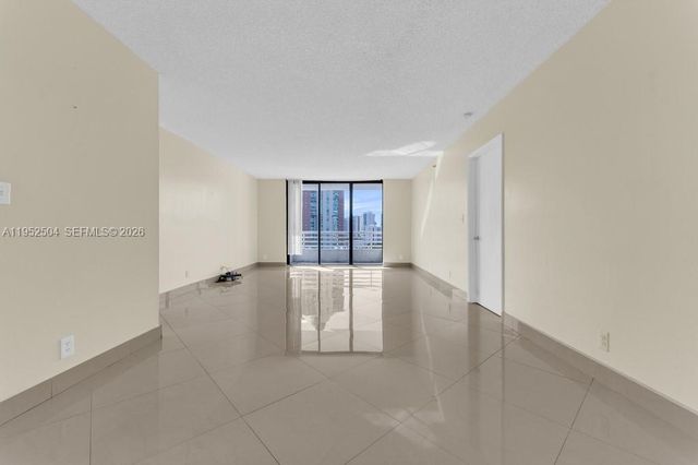 3300 NE 192nd St 1414, Aventura, FL 33180