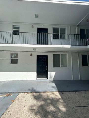 5814 NE 4th Ct 103, Miami, FL 33137