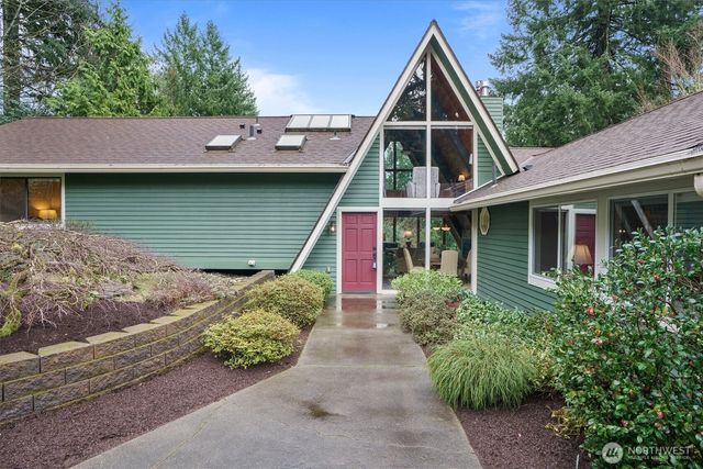 16425 266th Avenue SE, Issaquah, WA 98027