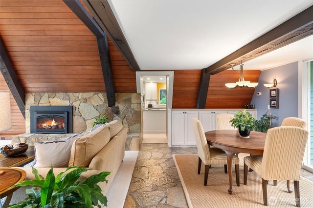 16425 266th Avenue SE, Issaquah, WA 98027