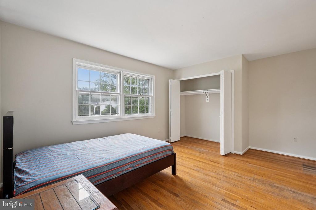 10600 VENNARD PL, Fairfax, VA 22032