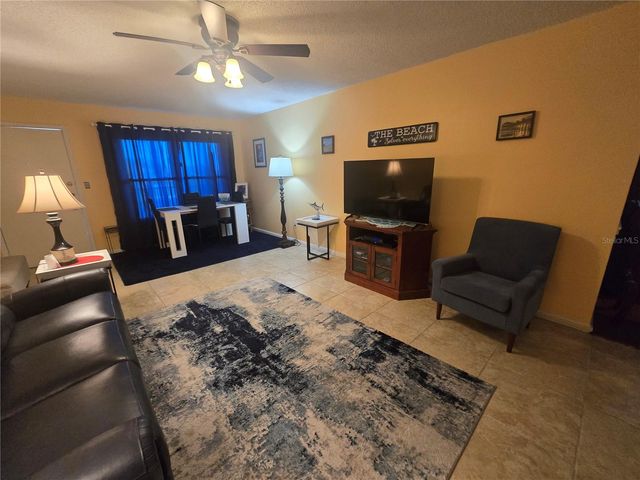 6400 46TH AVENUE N 301, Kenneth City, FL 33709