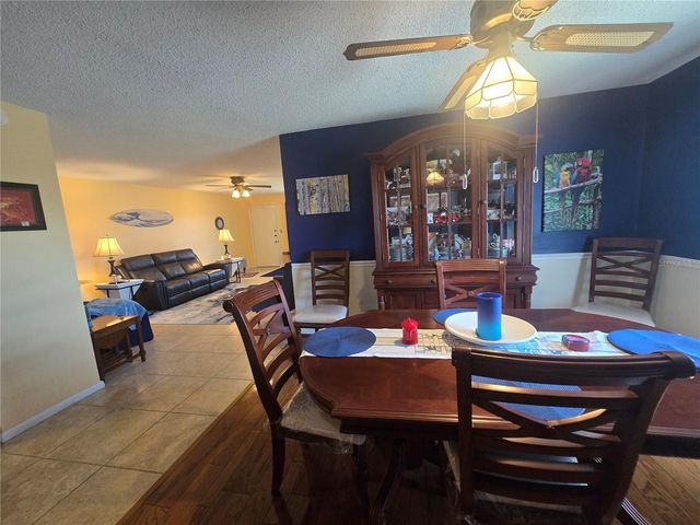 6400 46TH AVENUE N 301, Kenneth City, FL 33709