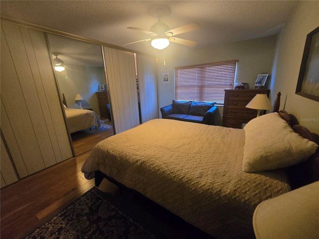 6400 46TH AVENUE N 301, Kenneth City, FL 33709