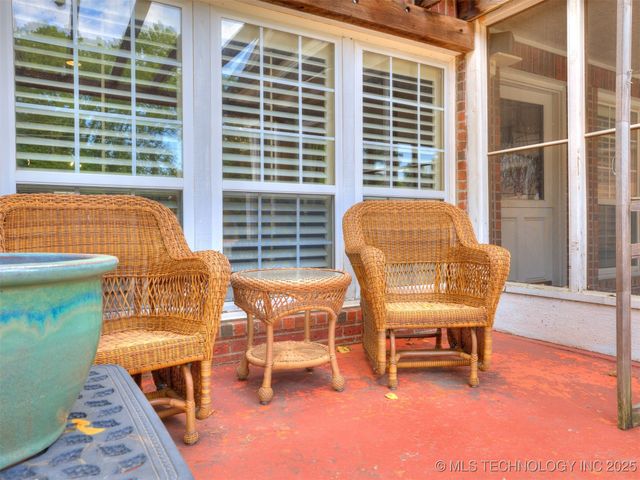 8711 E 101st East Place, Bixby, OK 74133