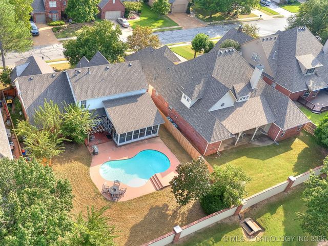 8711 E 101st East Place, Bixby, OK 74133