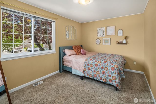 5814 12th Avenue W, Everett, WA 98203