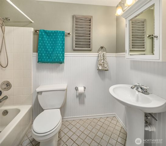 5814 12th Avenue W, Everett, WA 98203