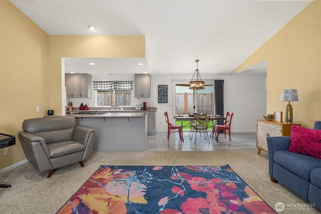 5814 12th Avenue W, Everett, WA 98203