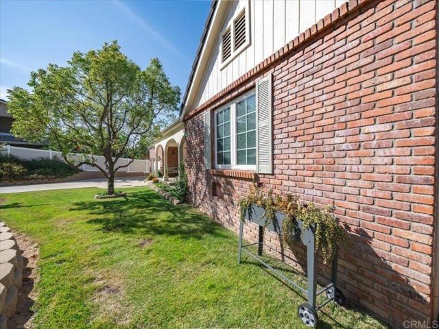 23786 Moonglow Court, Ramona, CA 92065