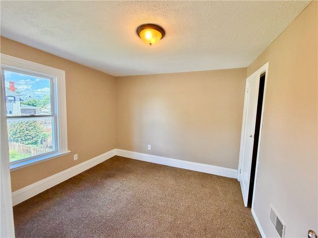 62 E Highland Ave, Uniontown, PA 15401