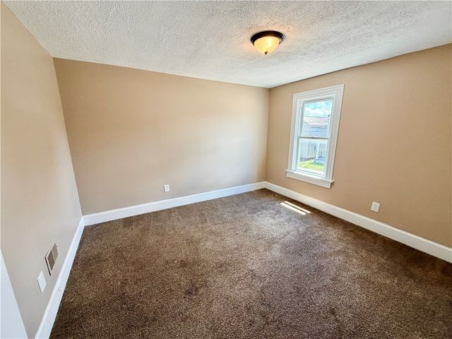 62 E Highland Ave, Uniontown, PA 15401