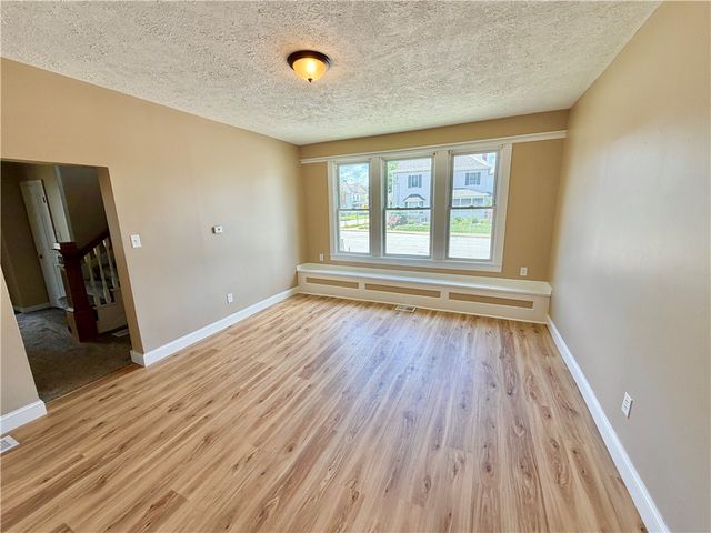 62 E Highland Ave, Uniontown, PA 15401