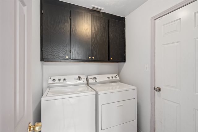112 W Cedar Street, Lone Oak, TX 75453
