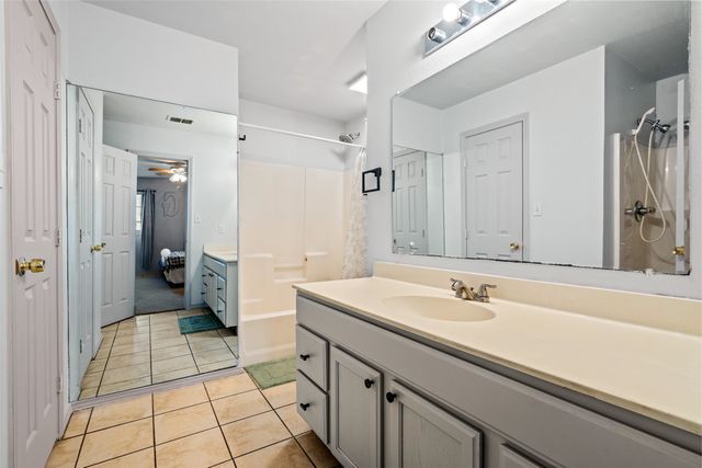 112 W Cedar Street, Lone Oak, TX 75453