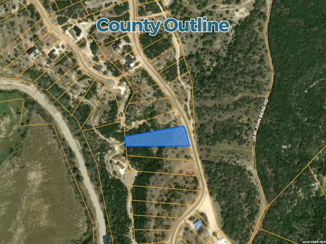 1853 Paradise Parkway, Canyon Lake, TX 78133