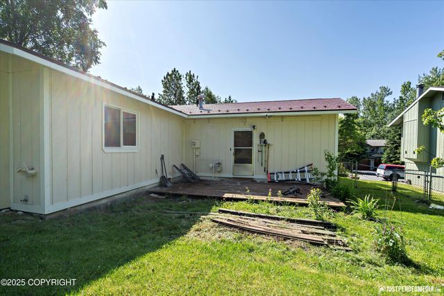 18727 First Street, Eagle River, AK 99577