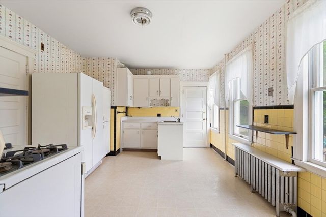 35 Heron St 1, Boston, MA 02132