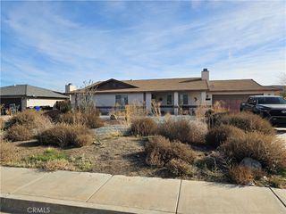 13485 Applewood Road, Apple Valley, CA 92308