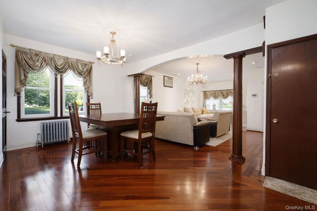 34 Simonson Place, Staten Island, NY 10302
