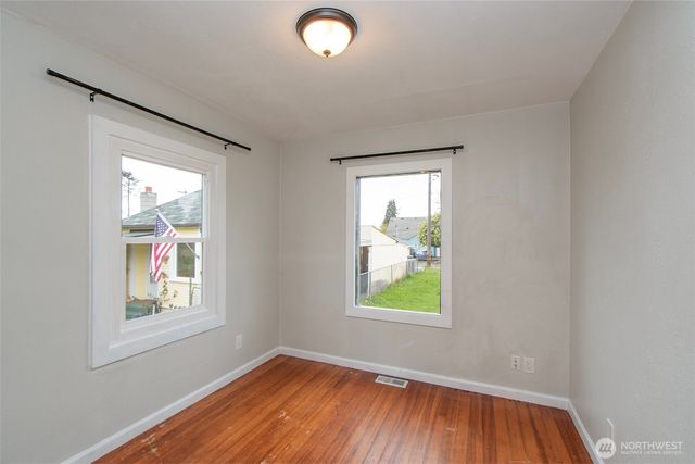1117 E 4th Street, Port Angeles, WA 98362