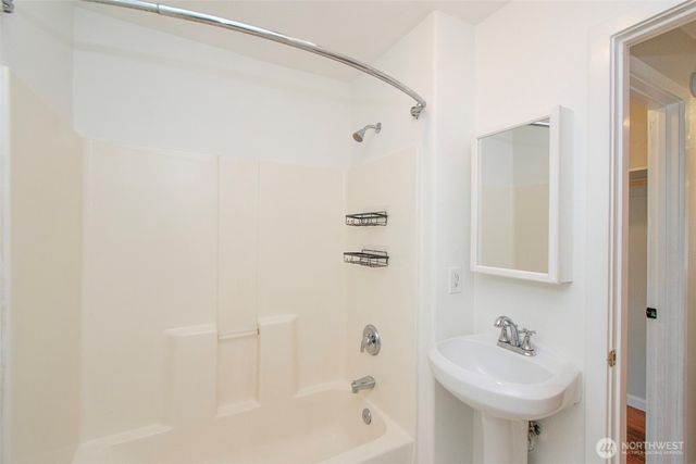 1117 E 4th Street, Port Angeles, WA 98362