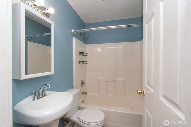 1117 E 4th Street, Port Angeles, WA 98362