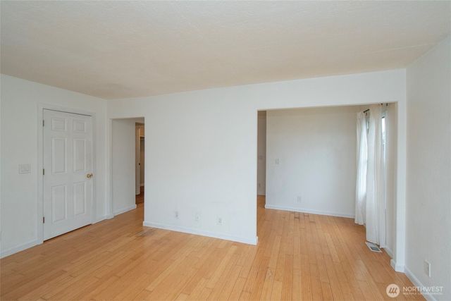 1117 E 4th Street, Port Angeles, WA 98362