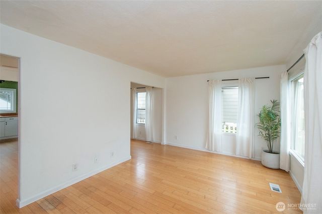 1117 E 4th Street, Port Angeles, WA 98362