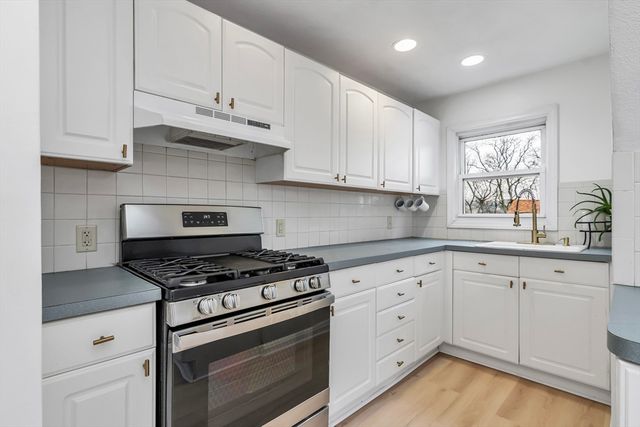 66 Plummer Ave 3, Winthrop, MA 02152