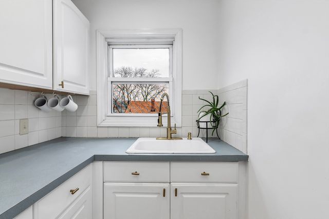 66 Plummer Ave 3, Winthrop, MA 02152