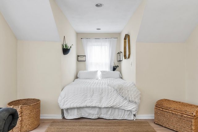 66 Plummer Ave 3, Winthrop, MA 02152