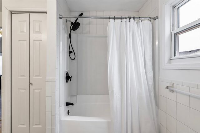 66 Plummer Ave 3, Winthrop, MA 02152