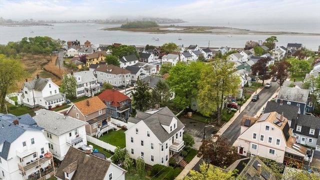 66 Plummer Ave 3, Winthrop, MA 02152