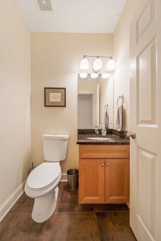 3213 S Wells Street 1, Chicago, IL 60616