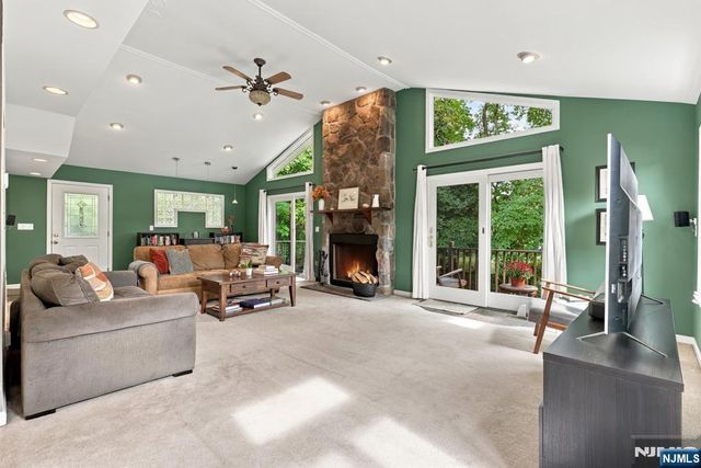 32 Stanley Avenue, Nutley, NJ 07110