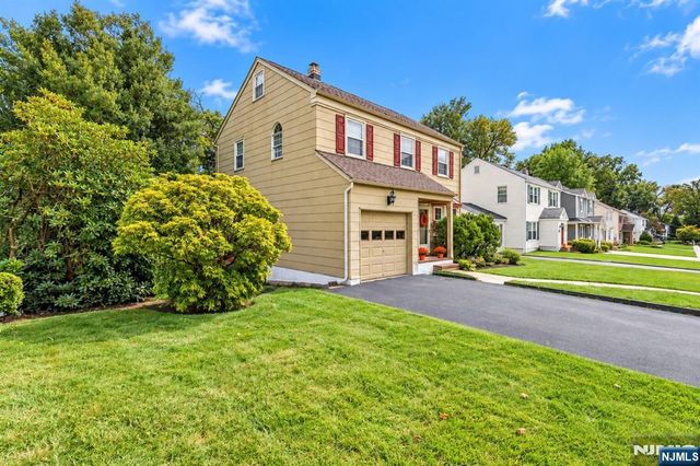 32 Stanley Avenue, Nutley, NJ 07110