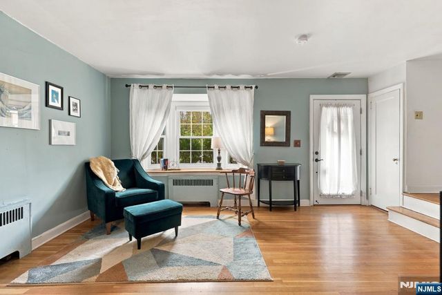 32 Stanley Avenue, Nutley, NJ 07110