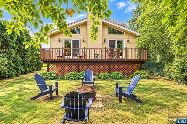 32 Stanley Avenue, Nutley, NJ 07110