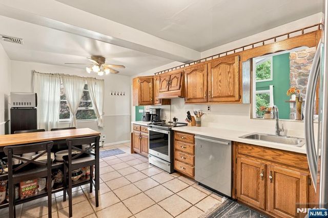 32 Stanley Avenue, Nutley, NJ 07110
