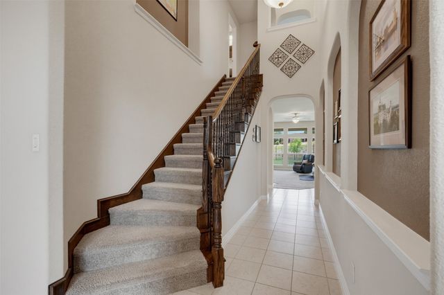 626 Allister Court, Roanoke, TX 76262