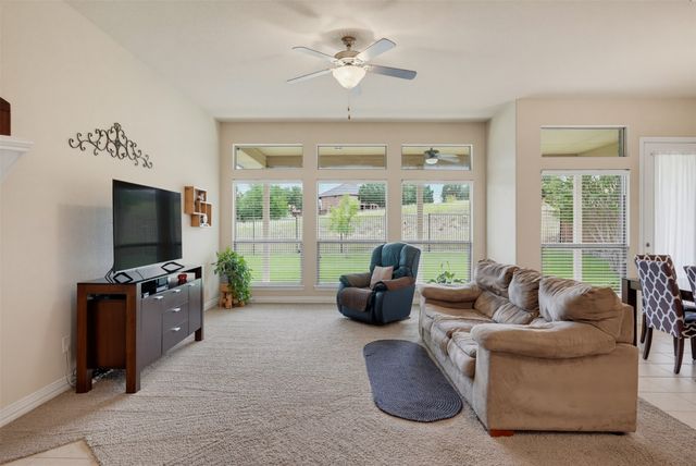 626 Allister Court, Roanoke, TX 76262