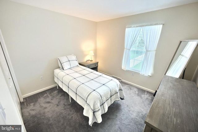 604 BARTLETT DR, Dallastown, PA 17313