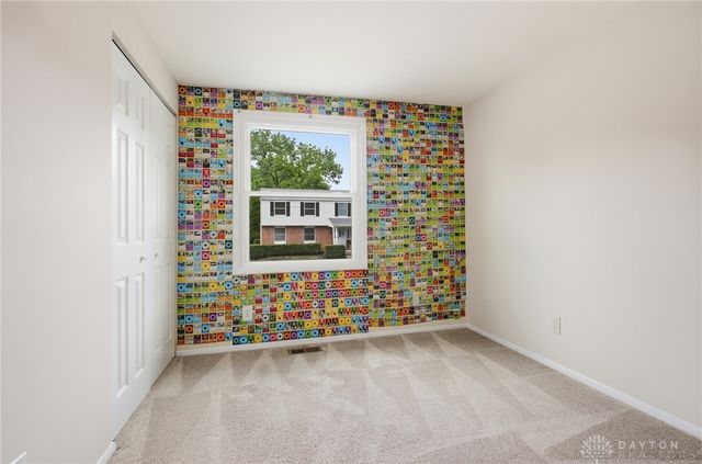 5490 S Gander Road, Dayton, OH 45424