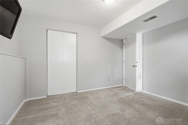5490 S Gander Road, Dayton, OH 45424