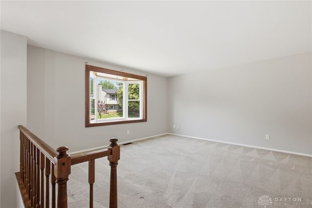 5490 S Gander Road, Dayton, OH 45424