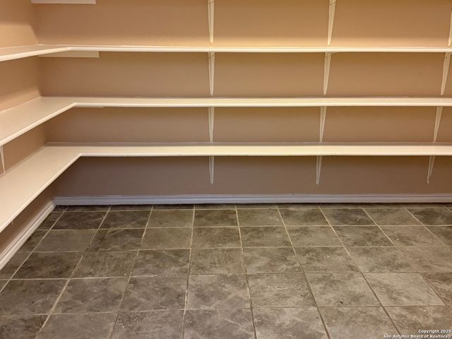 5451 Champions Hill, San Antonio, TX 78233