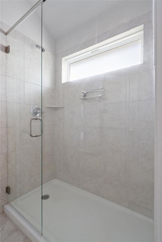 208 Blue Agate CT, Jarrell, TX 76537