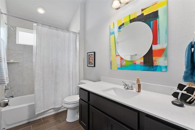 208 Blue Agate CT, Jarrell, TX 76537